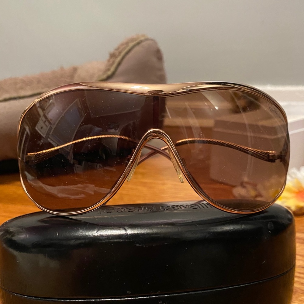 Roberto Cavalli Gold frame sunglasses